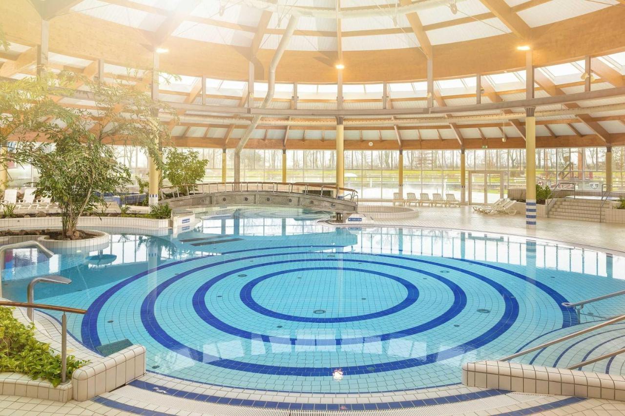 Terrasse, Gratis Nutzung Vom Ahoi Erlebnisbad Und Sauna In Sellin - Villa Karola Fewo 02 Гьорен Екстериор снимка